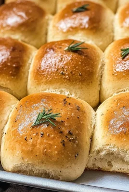 Easy Homemade Dinner Rolls