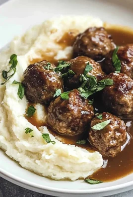 Meatballs and Gravy + Cauliflower Mash