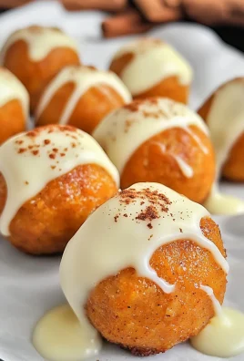 No-Bake Keto Pumpkin Cake Balls