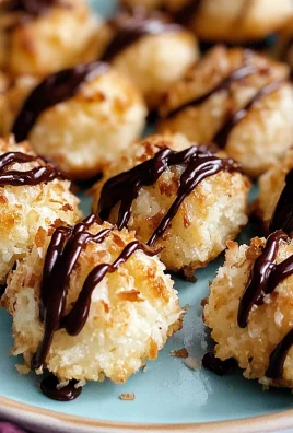 Vegan Coconut Macaroons