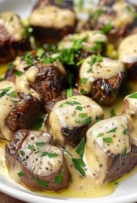 Garlic Butter Steak Bites with Parmesan Cream Sauce: A Flavorful, Easy Recipe