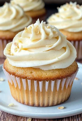 Easy Almond Cupcakes (With Almond Buttercream)